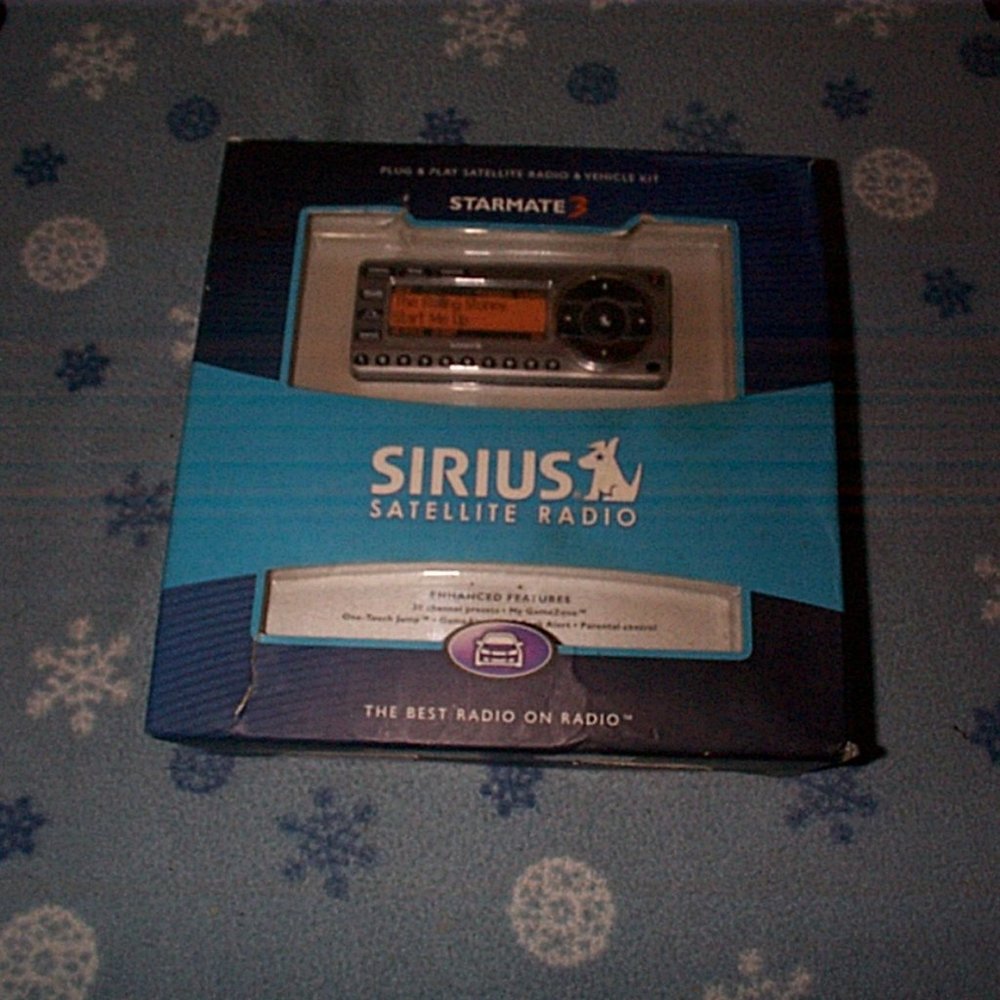 New Sirius Starmate 3 satellite radio w/ car kit
